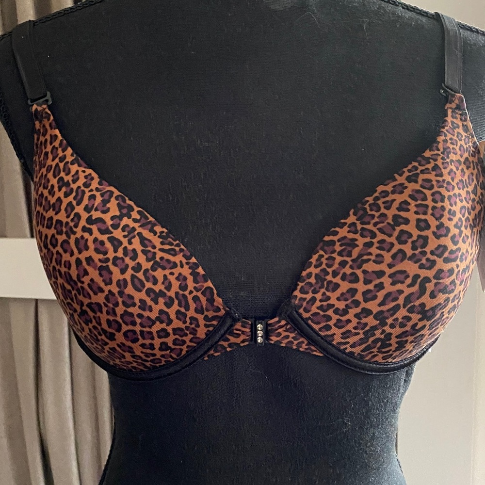 NWT Leopard Bra